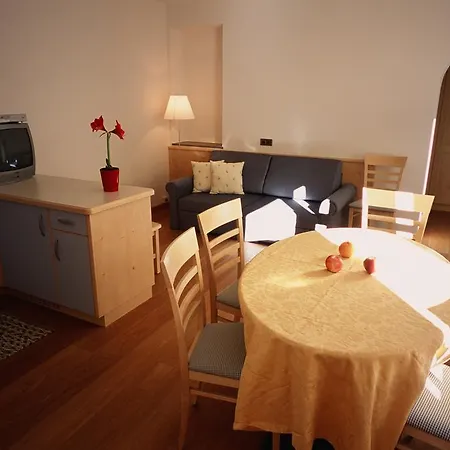 Frea Aparthotel
